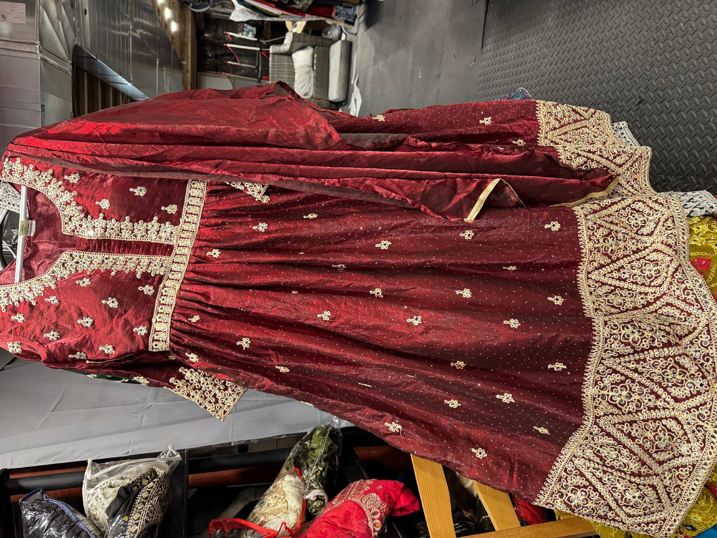 Product Image - Shop designer Anarkali suits for weddings, parties, receptions, e - 3