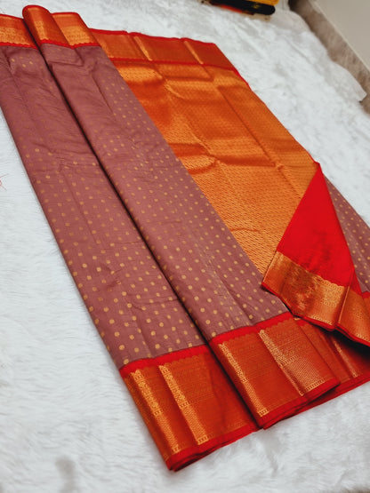 Product Image - Exquisite Kanchipuram Korvai Pattern Silk Saree with Contrast Blouse