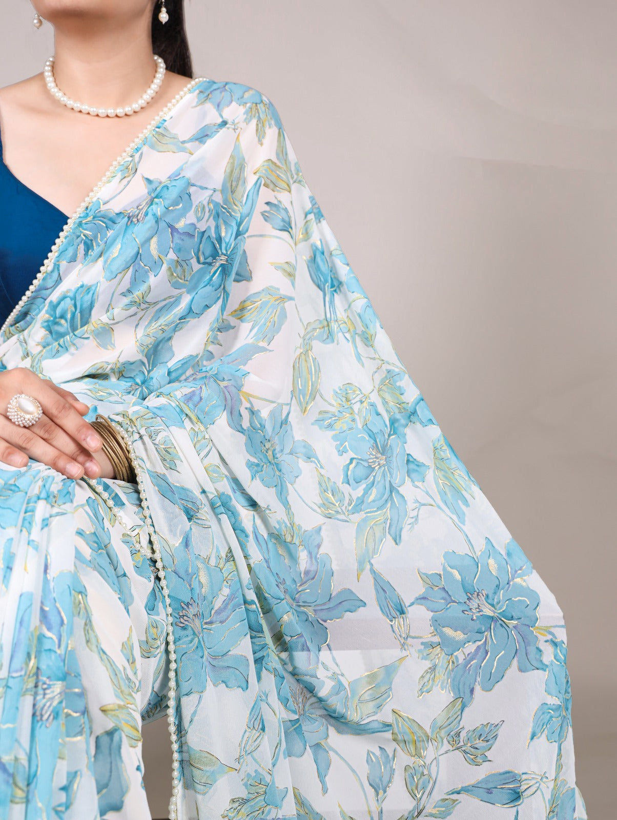 Product Image - Exquisite Designer Georgette Saree for Festive Wear