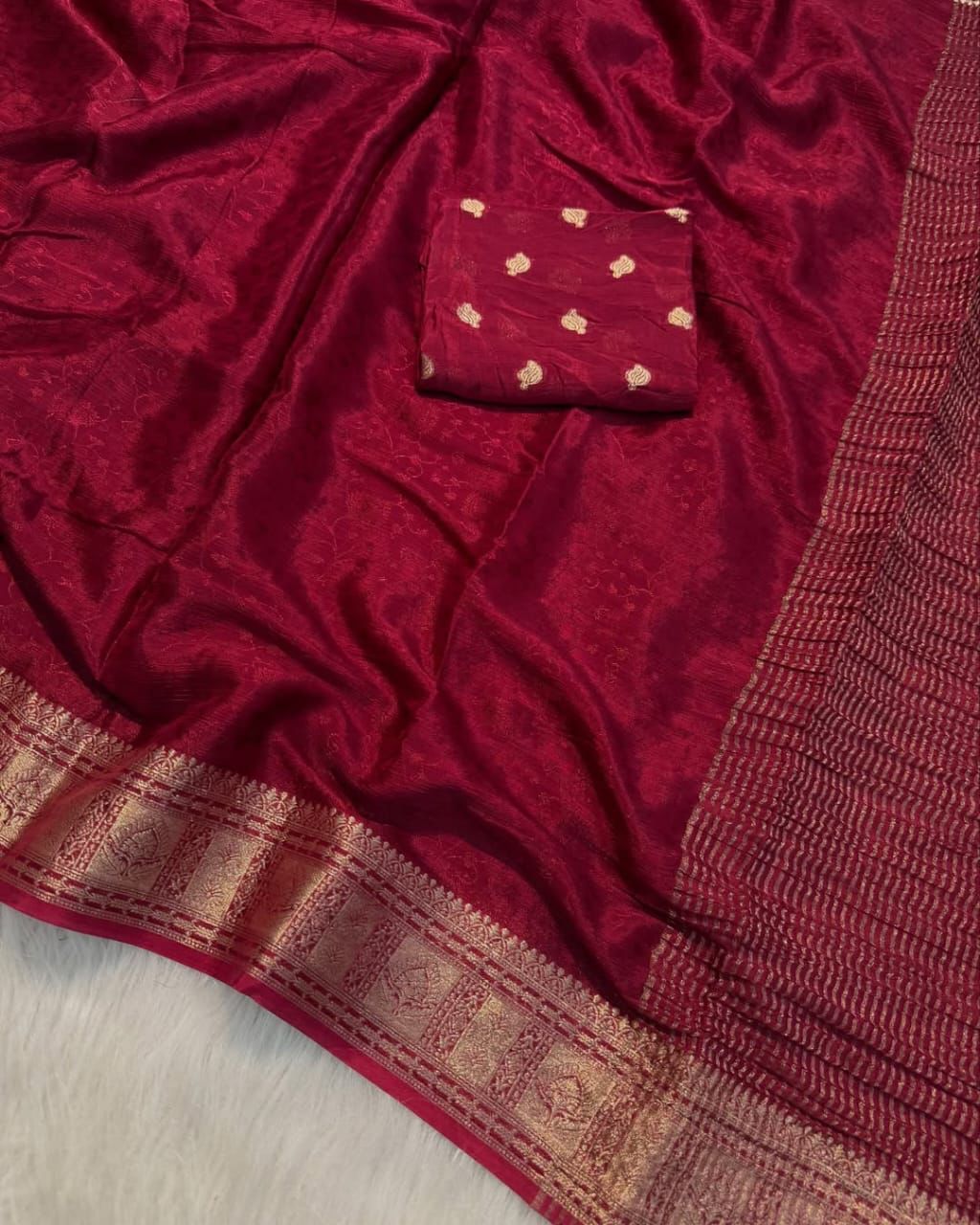 Product Image - Elegant Georgette Saree | Designer Ethnic Wear