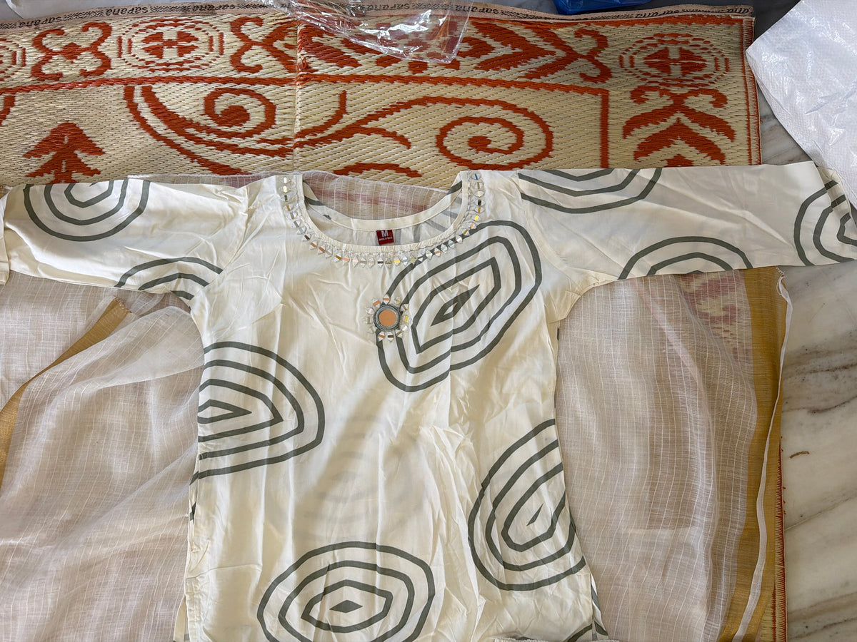 Product Image - Luxury Silk Blouse - 4