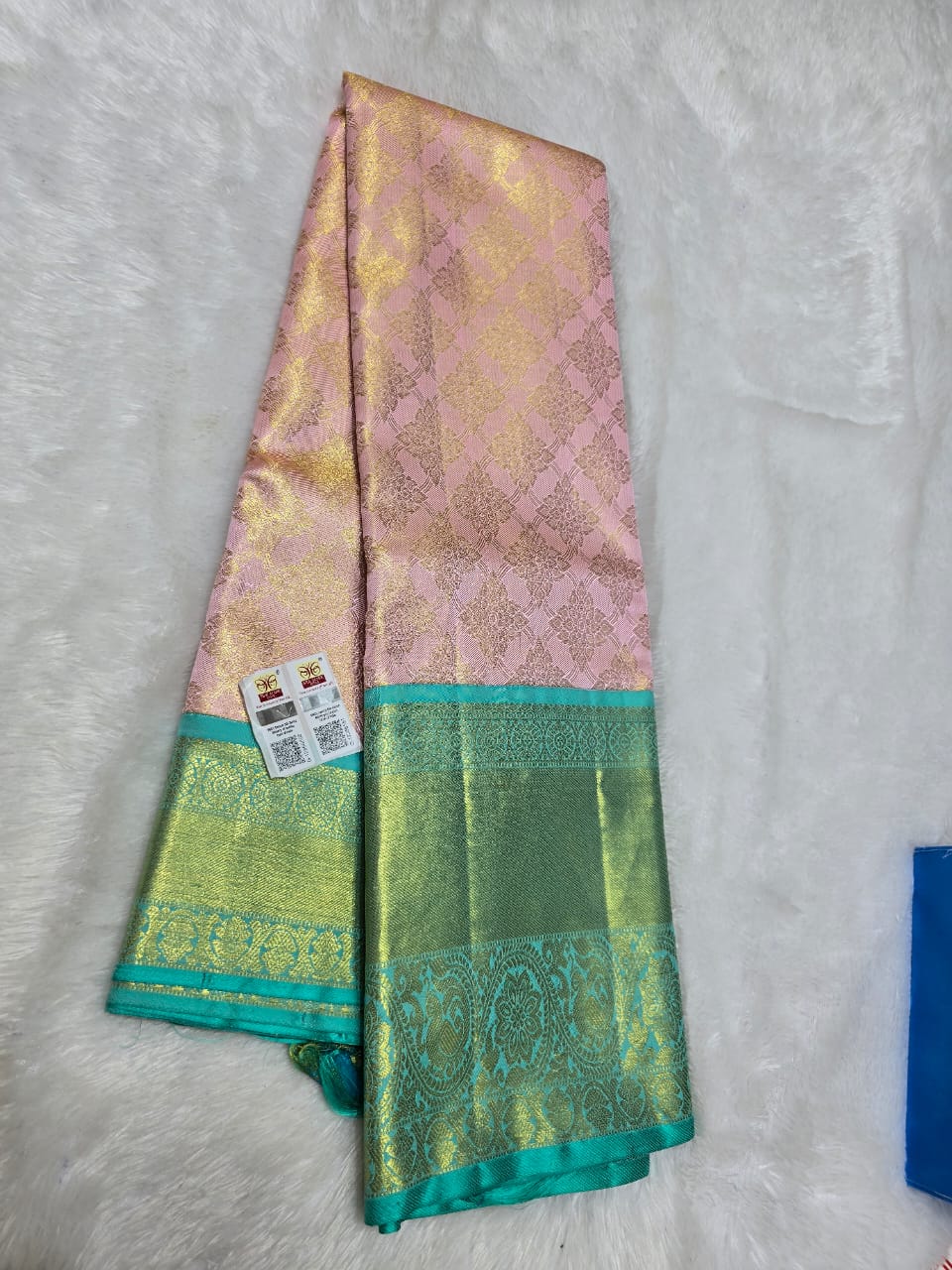 Product Image - Elegant Designer Georgette Saree for Festive Occasions