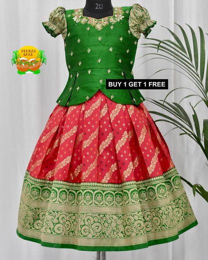 Product Image - Elegant Designer Georgette Saree for Festive and Wedding Wear