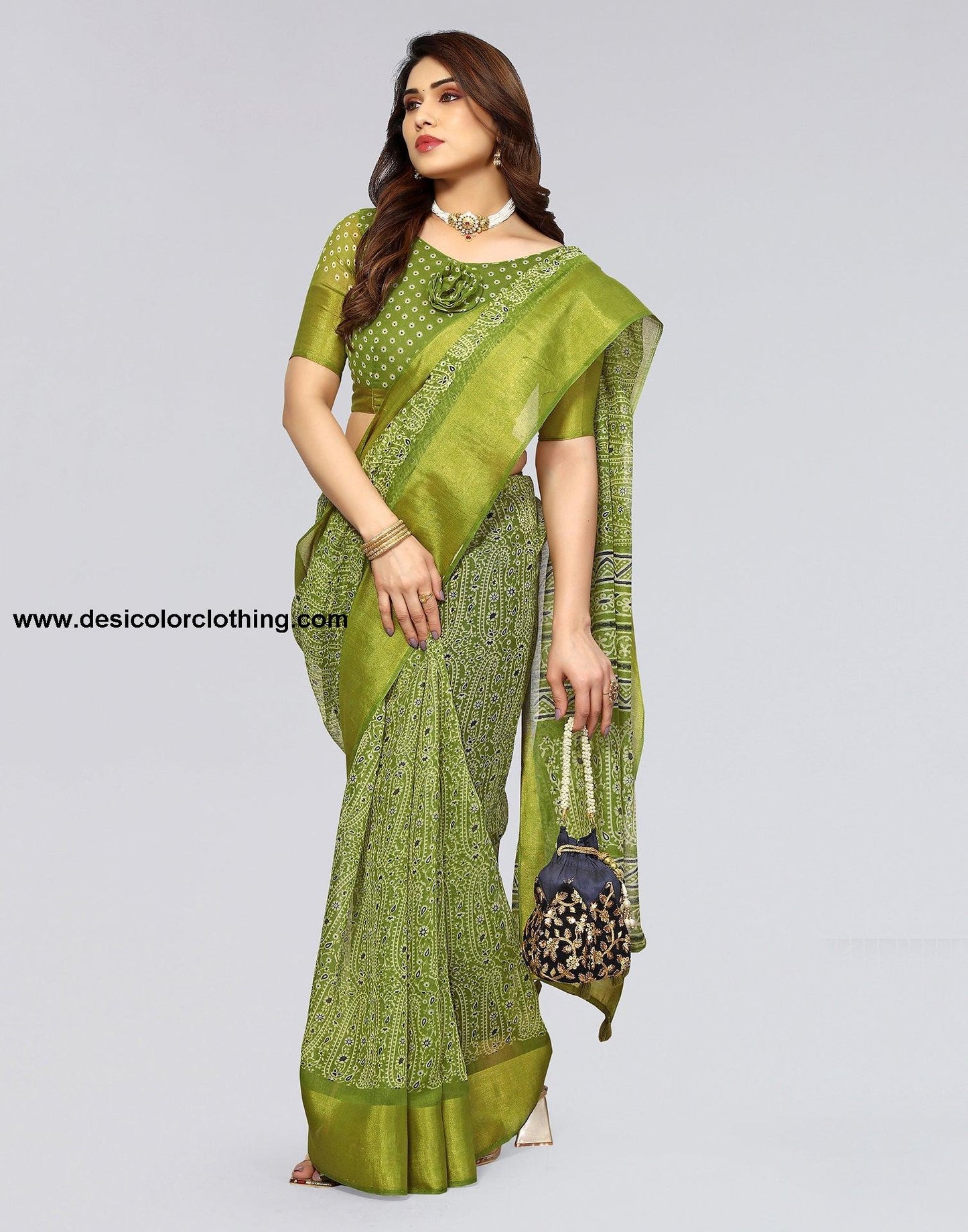 Parrot Green Cotton Printed Saree