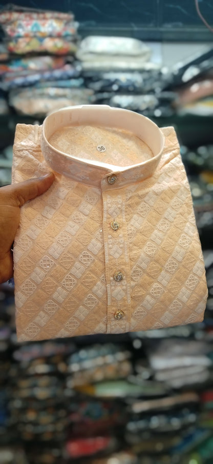 Product Image - Elegant Silk Saree with Zari Weaving