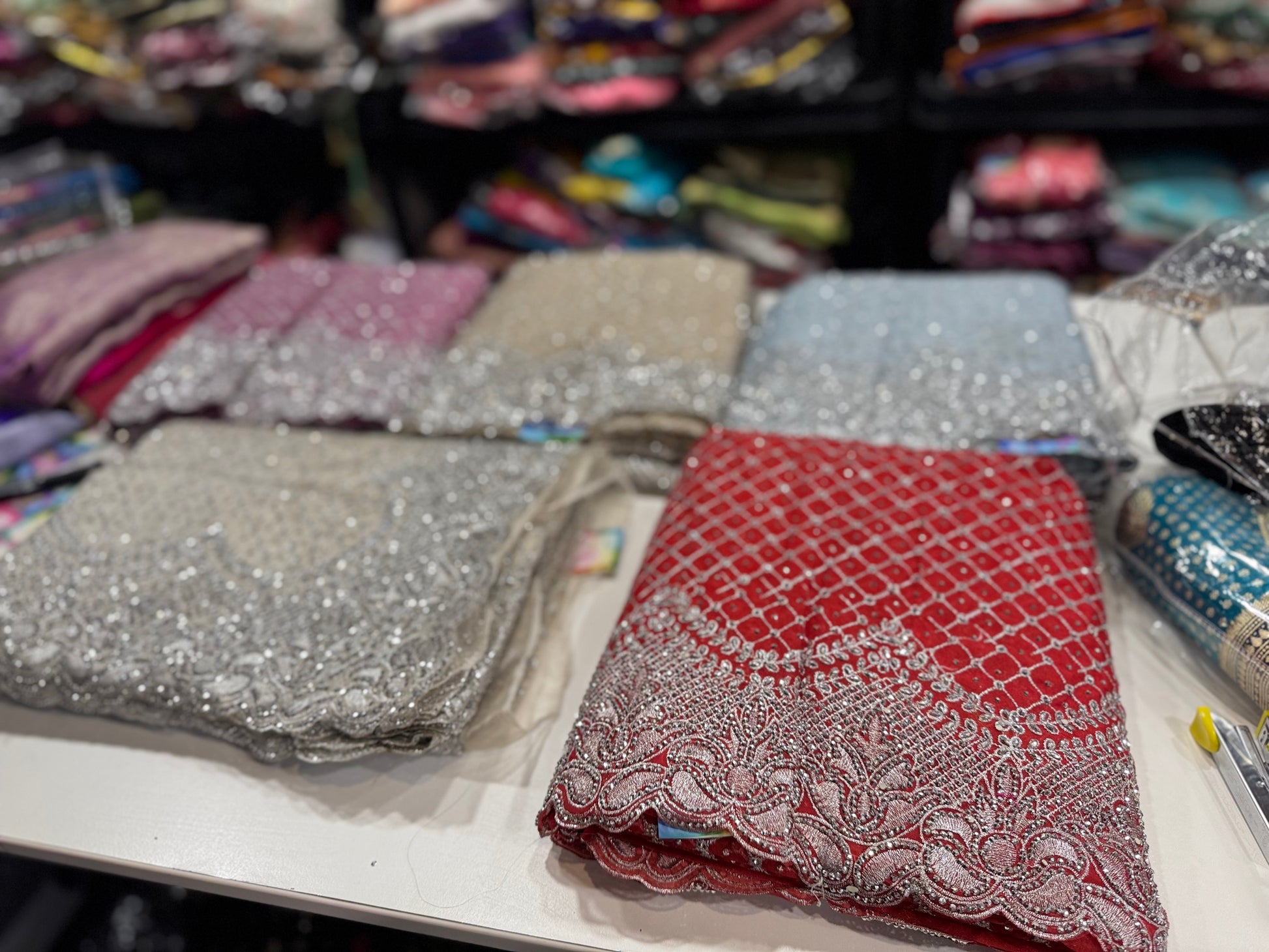 Designer Sarees Online | Bridal & Party Wear DesiColorClothing