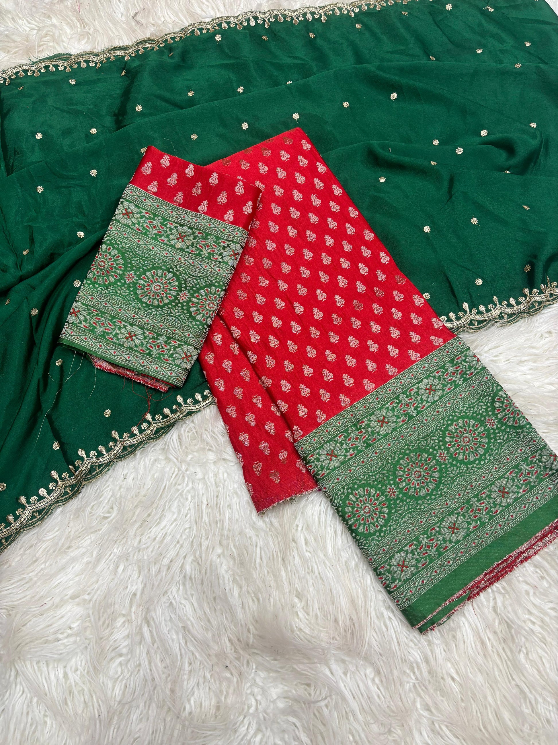 Product Image - Exquisite Pongal Special Designer Saree with Banarasi Border and Chiffon Dupatta - Festive Wear