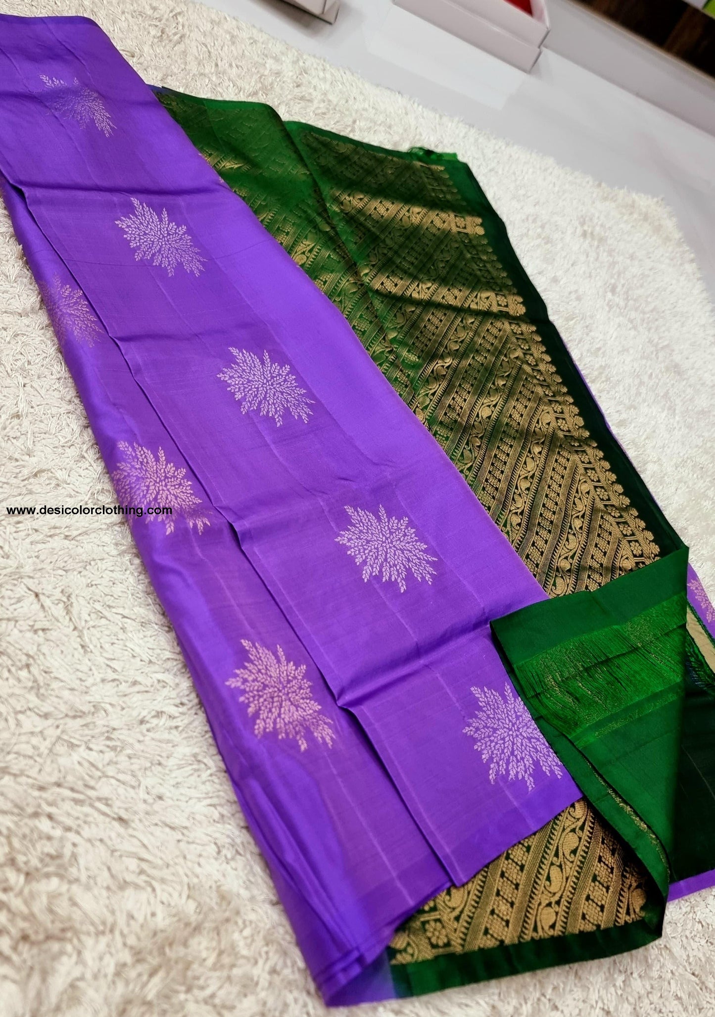 Kanchipuram Handwoven High Quality Lite Weight Soft Silk Sarees