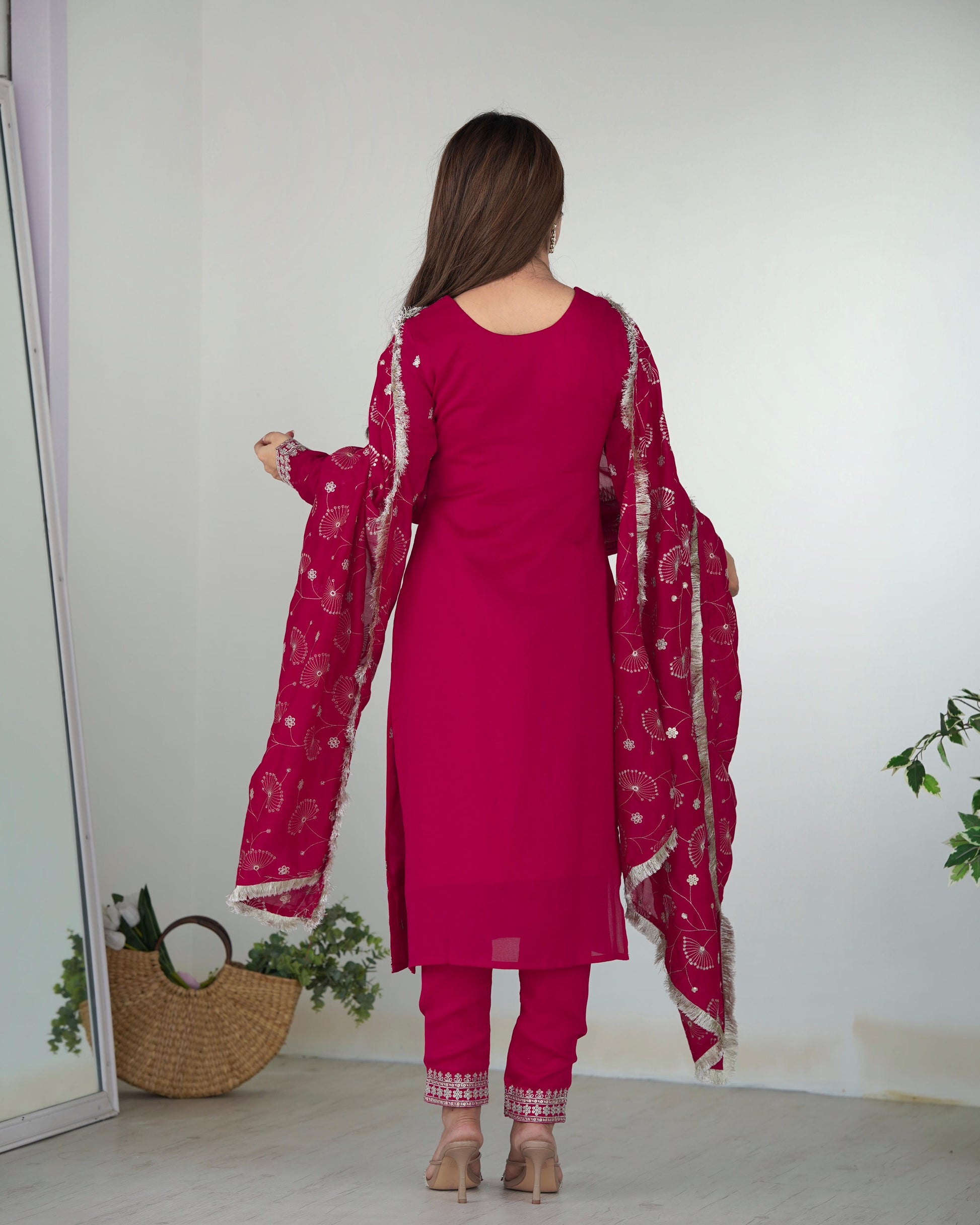 Product Image - Exquisite Pure Blooming Vichitra Silk Kurta with Dupatta Set