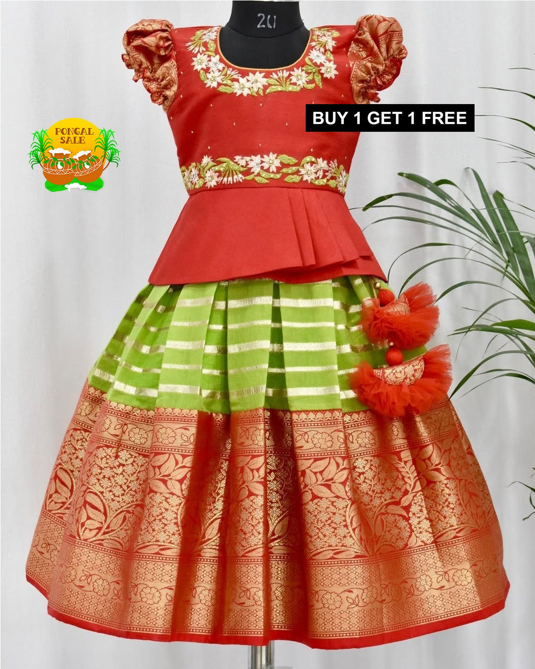 Product Image - Elegant Designer Georgette Saree for Festive and Wedding Wear