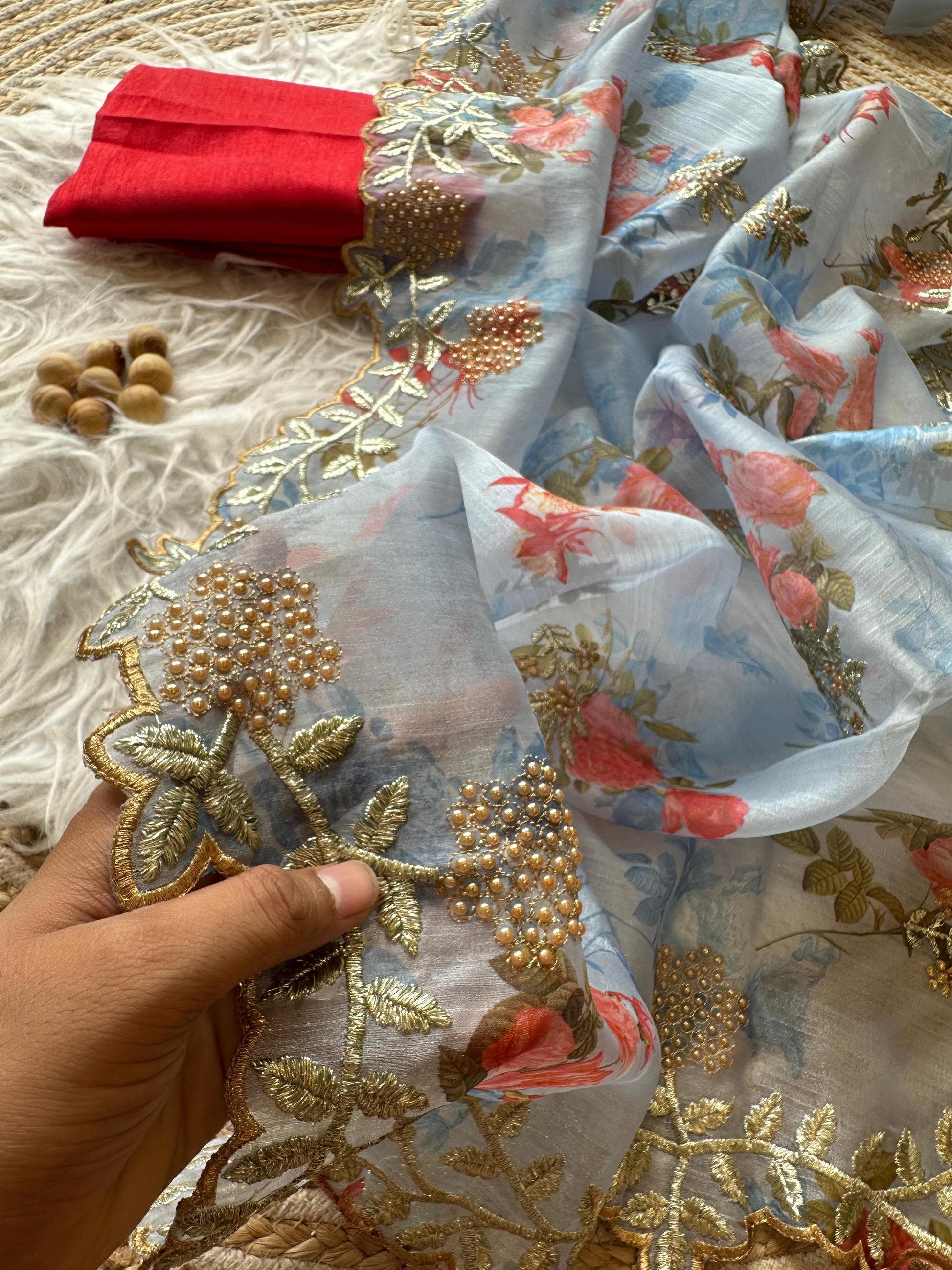 Product Image - Elegant Organza Silk Saree with Floral Digital Print and Zari Embroidery