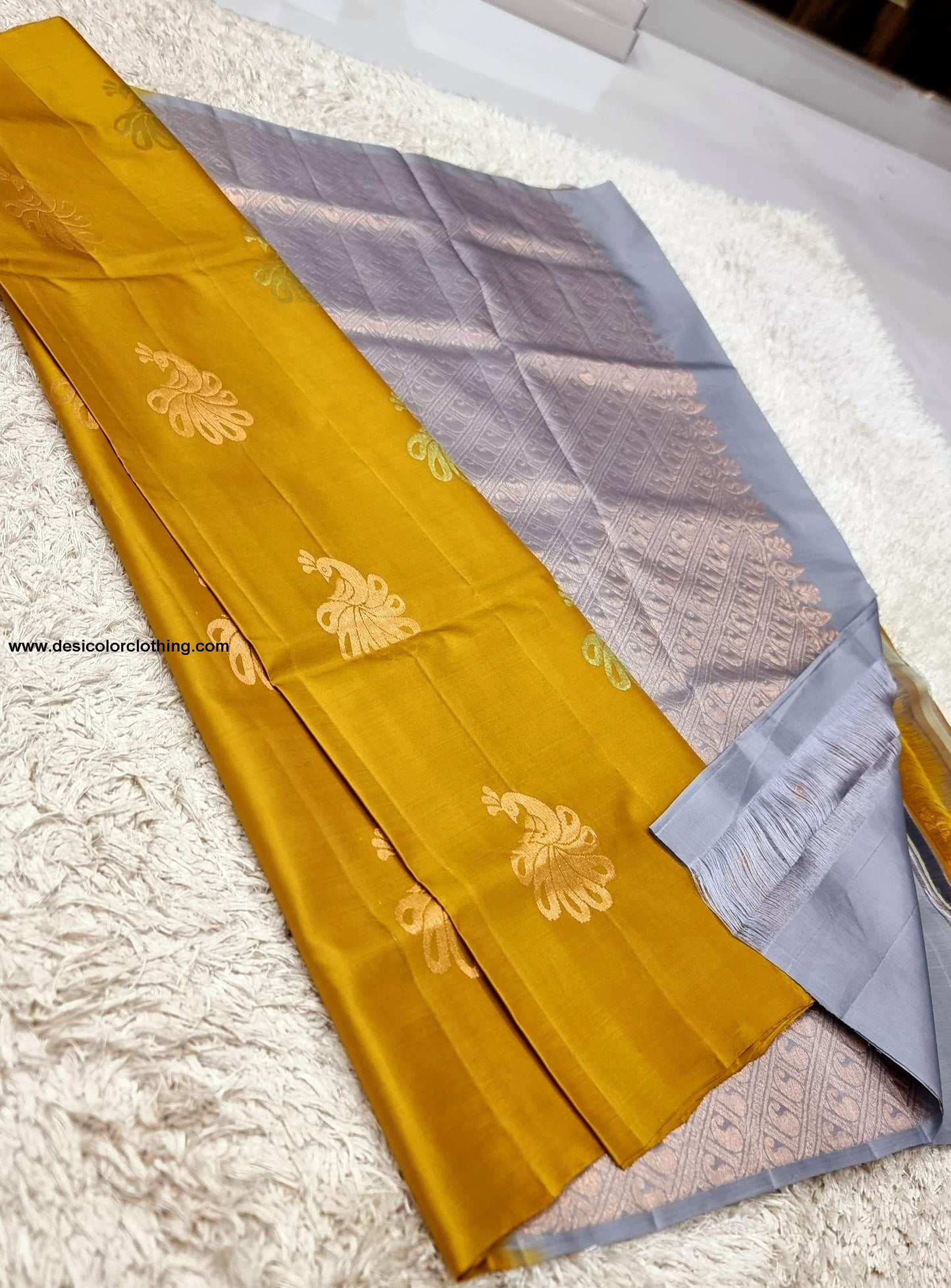 Kanchipuram Handwoven High Quality Lite Weight Soft Silk Sarees