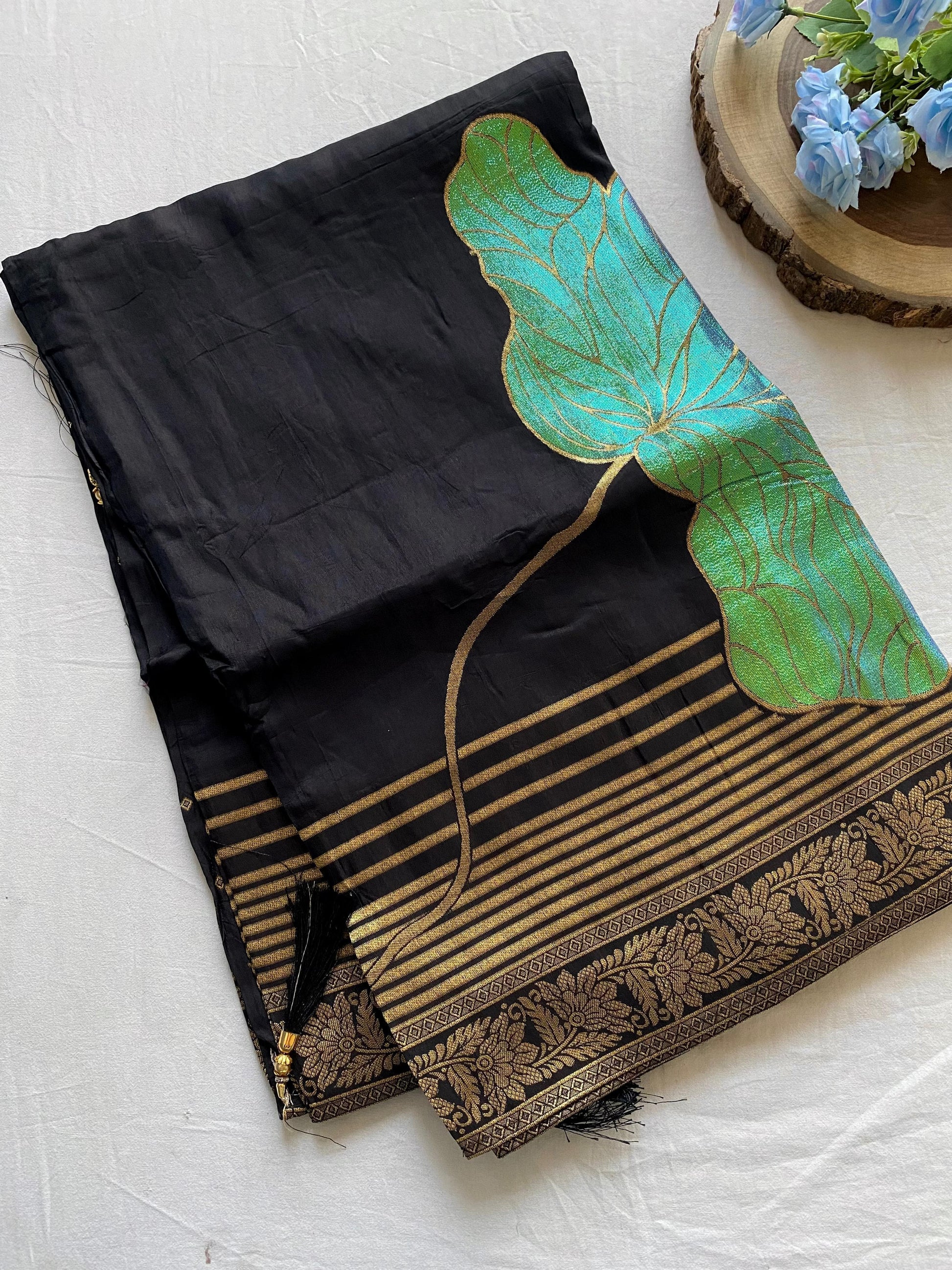 Product Image - Designer Munga Silk Sarees with Zari & 3D Flower Woven Design - SAI PALLAVI
