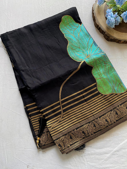 Product Image - Designer Munga Silk Sarees with Zari & 3D Flower Woven Design - SAI PALLAVI