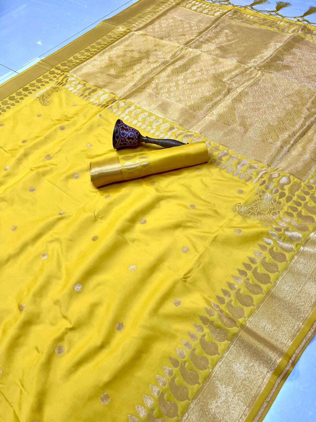 Product Image - Exquisite Pure Silk Banarasi Saree with Gold Jari and Butta Design