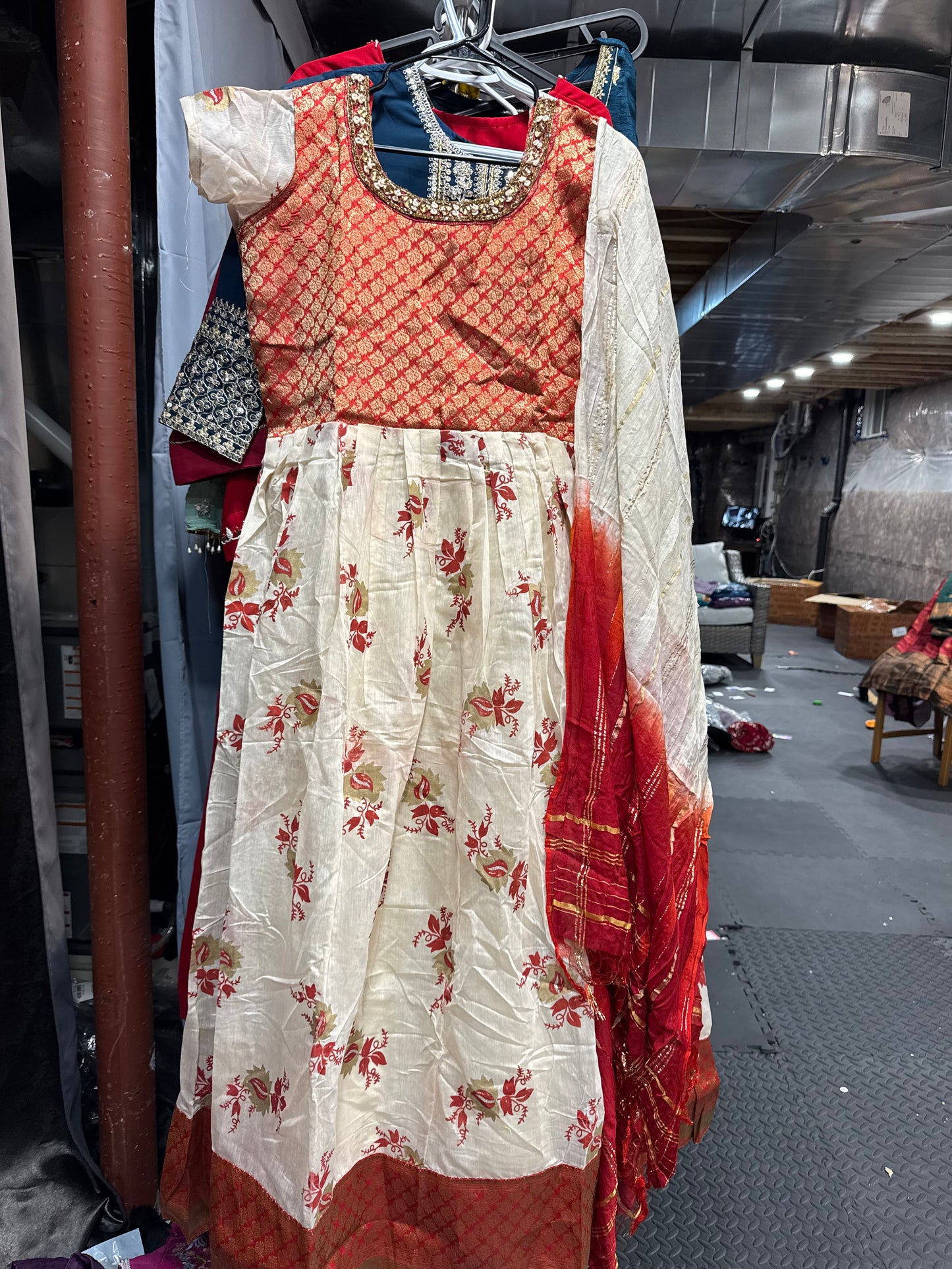 Anarkali Suits | Designer & Party Wear Anarkali Dresses Online DesiColorClothing