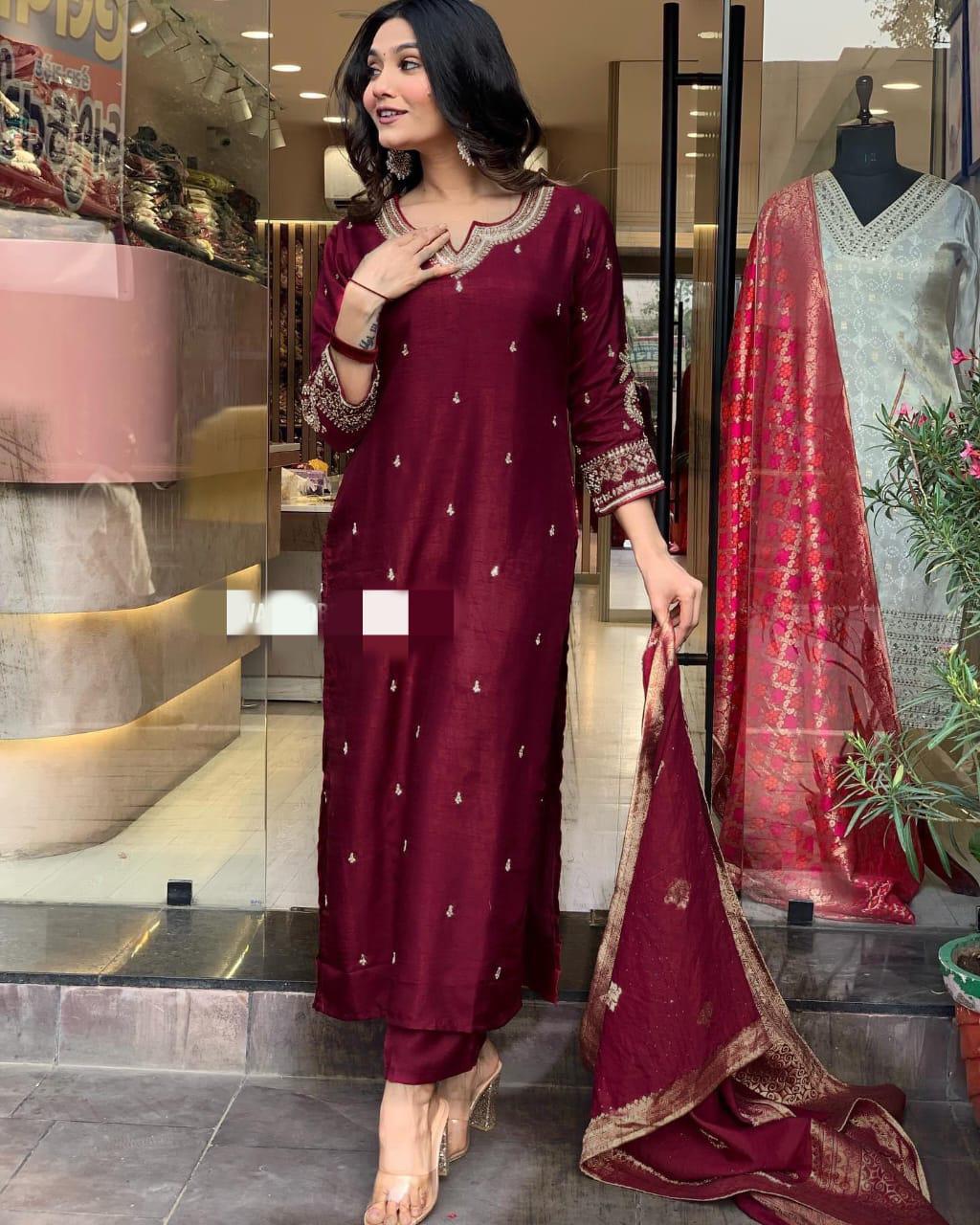 Elegant Party Wear Designer Suits – Perfect for Celebrations & Special Events