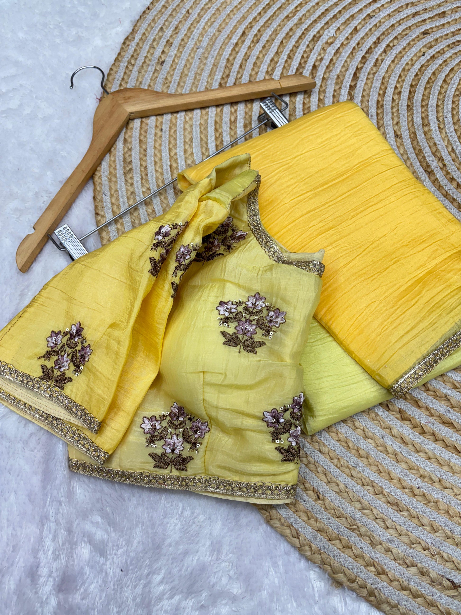 Product Image - Magic Soft Designer Fendy Crush Silk Saree - Festive Ethnic Wear