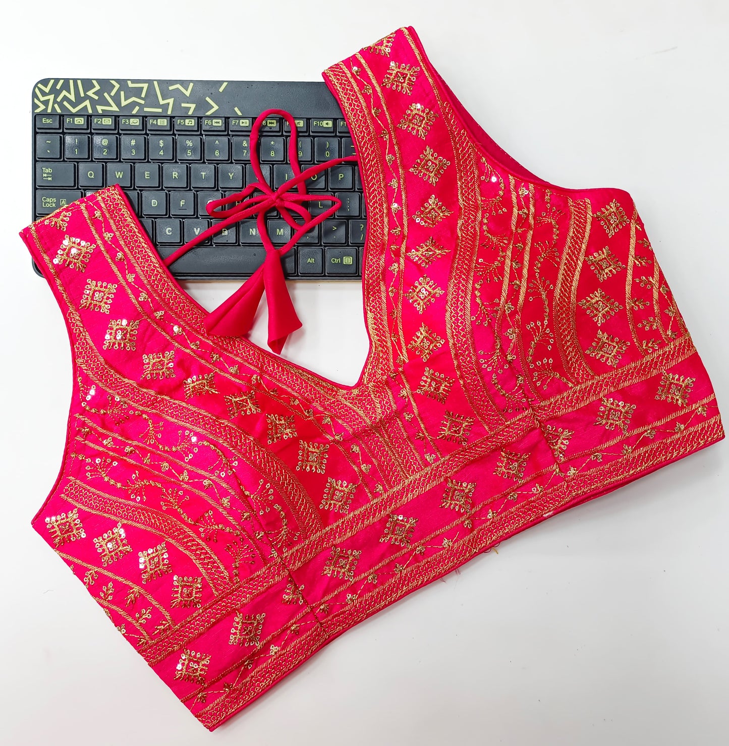 Product Image - Dezsign Summer Fentam Hevi Silk Saree