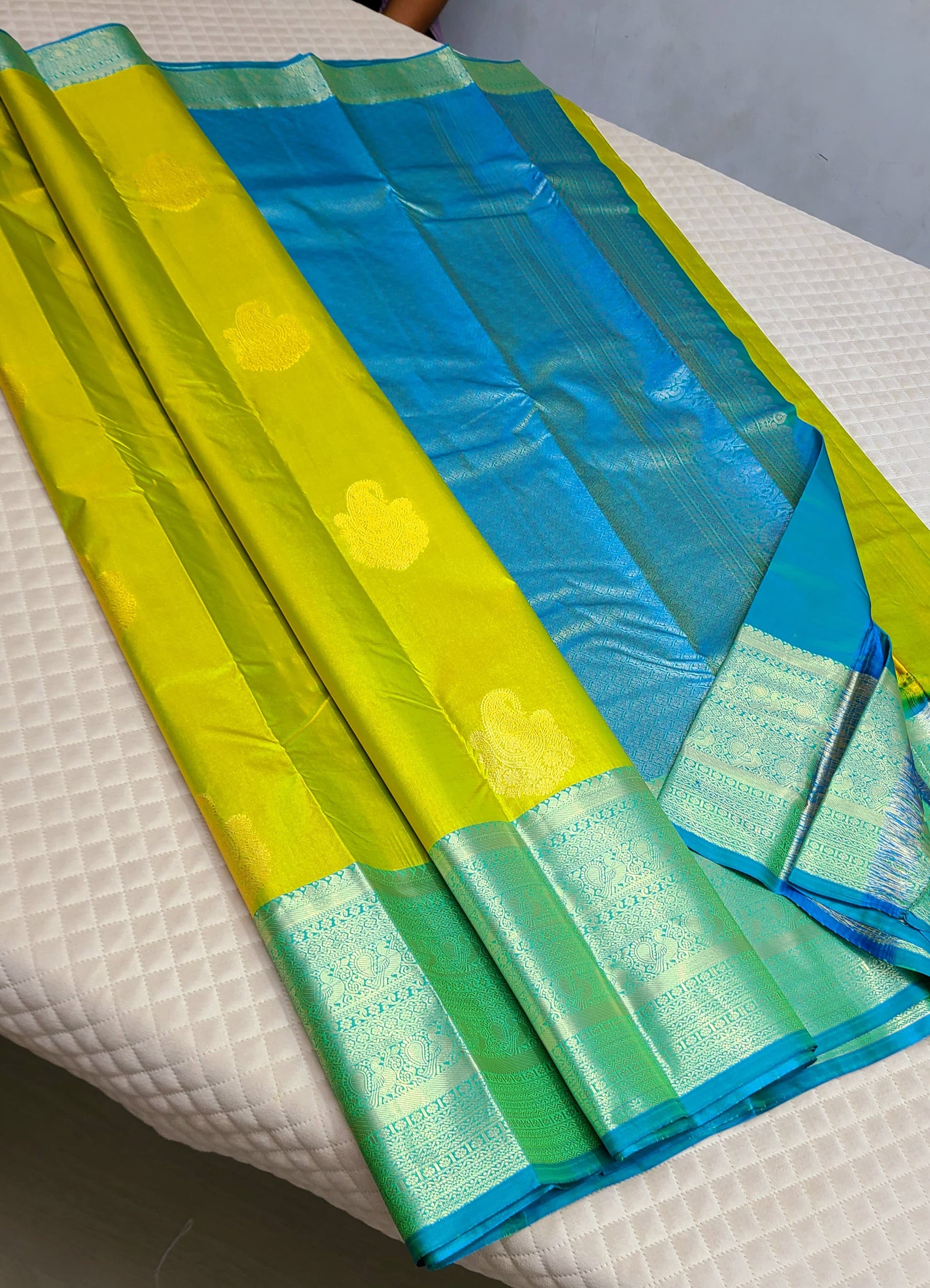 Product Image - Kanchipuram Classic Pattern Silk Sarees