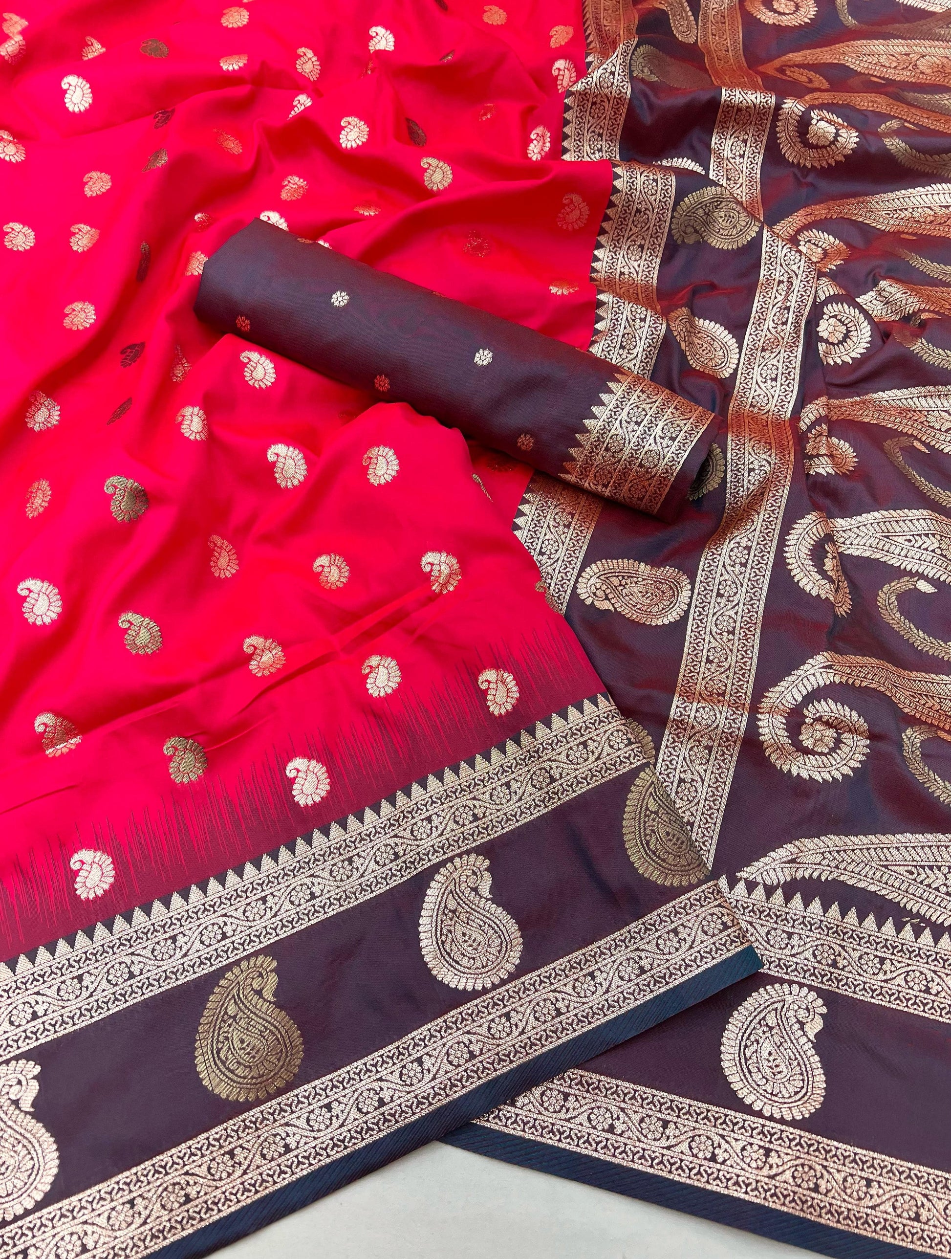 Product Image - Designer Banarasi Silk Saree with Zari Weaving