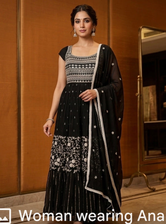 Product Image - Elegant Designer Anarkali Suit for Wedding or Party Wear - 1