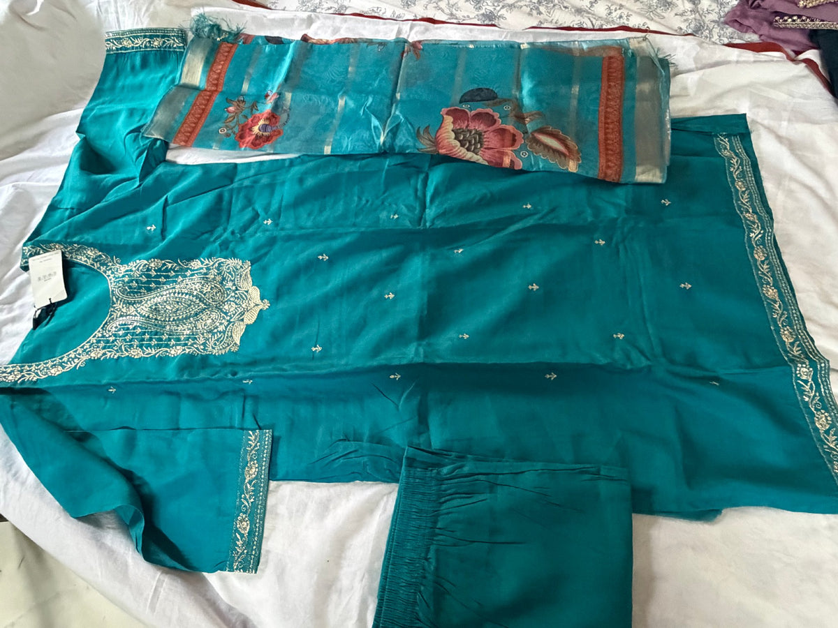 Product Image - Elegant Designer Party Wear Suits for Weddings - 4