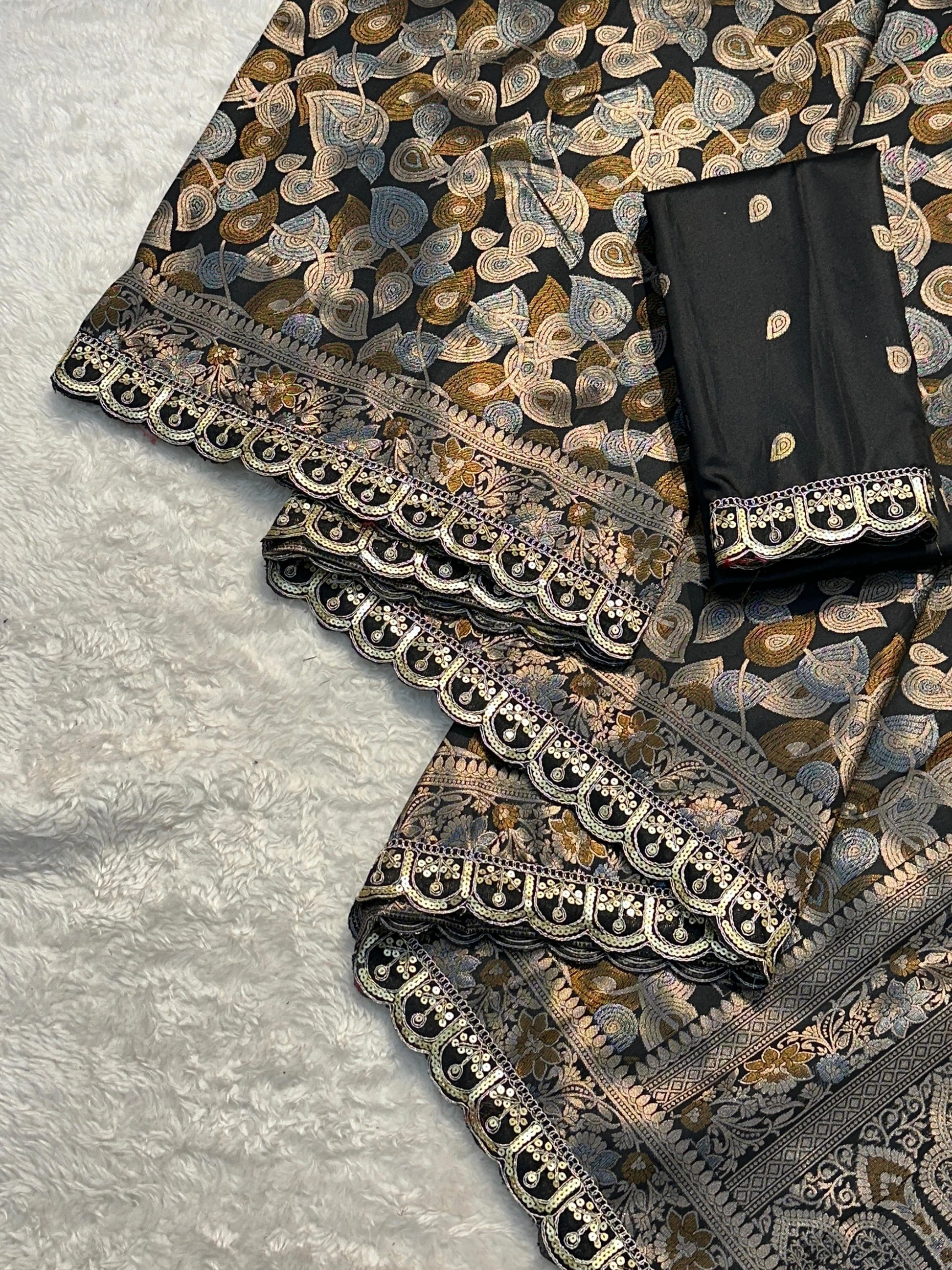Product Image - Elegant Pure Soft Silk Saree with Embroidery