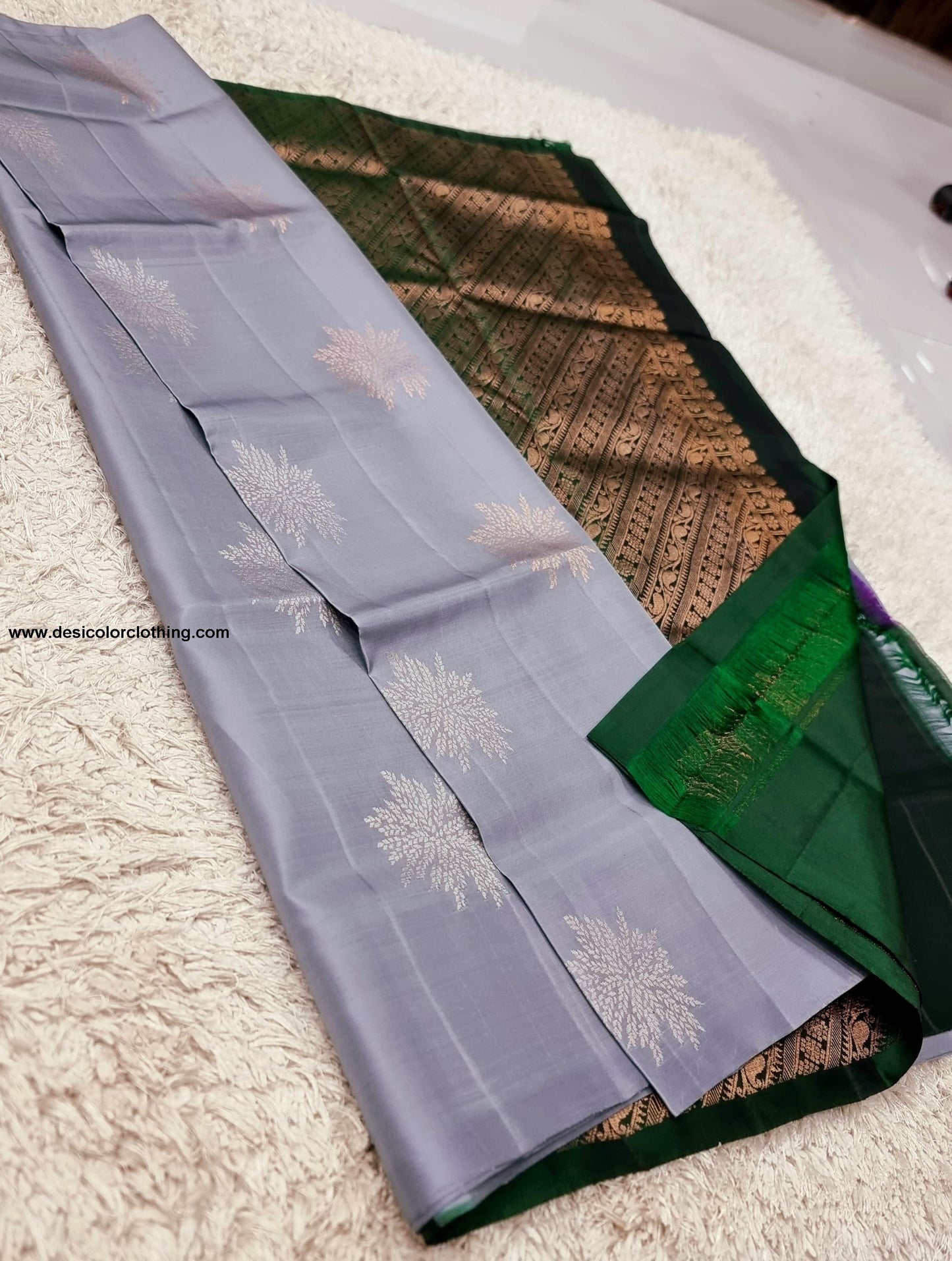 Kanchipuram Handwoven High Quality Lite Weight Soft Silk Sarees