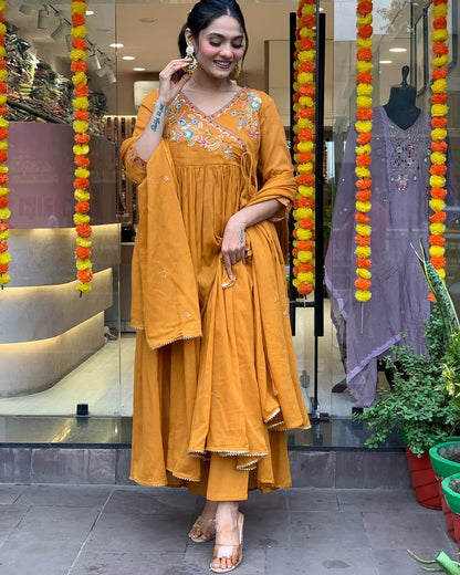 Product Image - Designer Viscose Chanderi Embroidery Kurti Pant with Dupatta - Perfect Wedding Attire