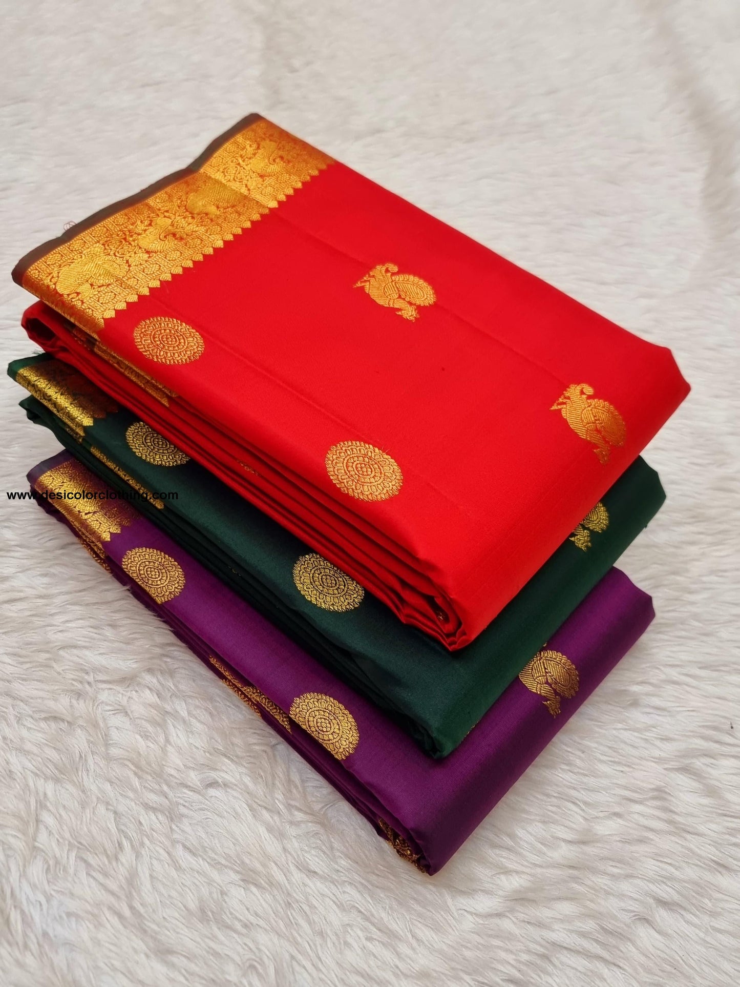 Beautiful Hand-Painted Organza Silk Saree – A Blend of Artistry and Elegance