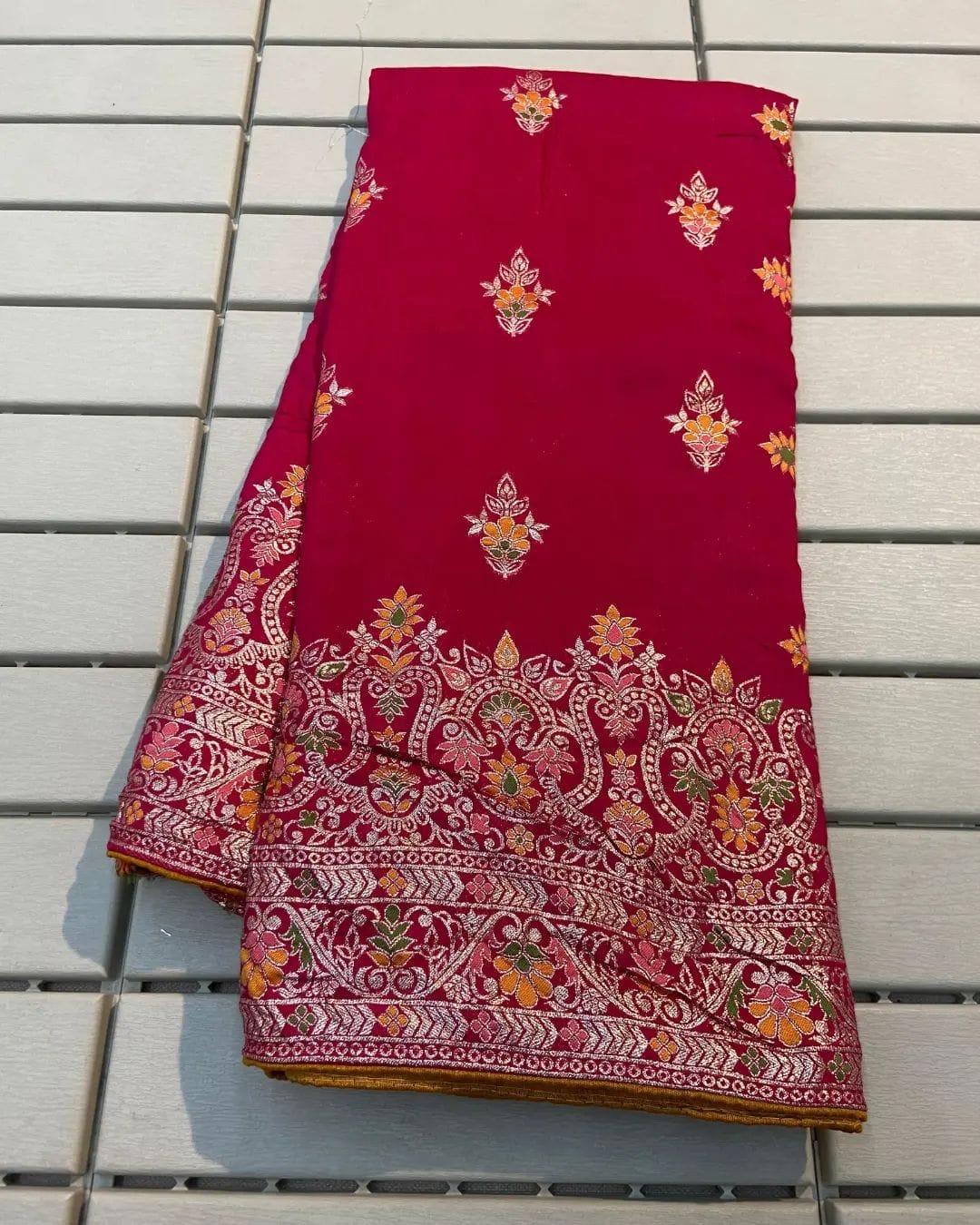 Product Image - Elegant Pure Soft Russian Silk Saree with Zari and Meenakari Weaving