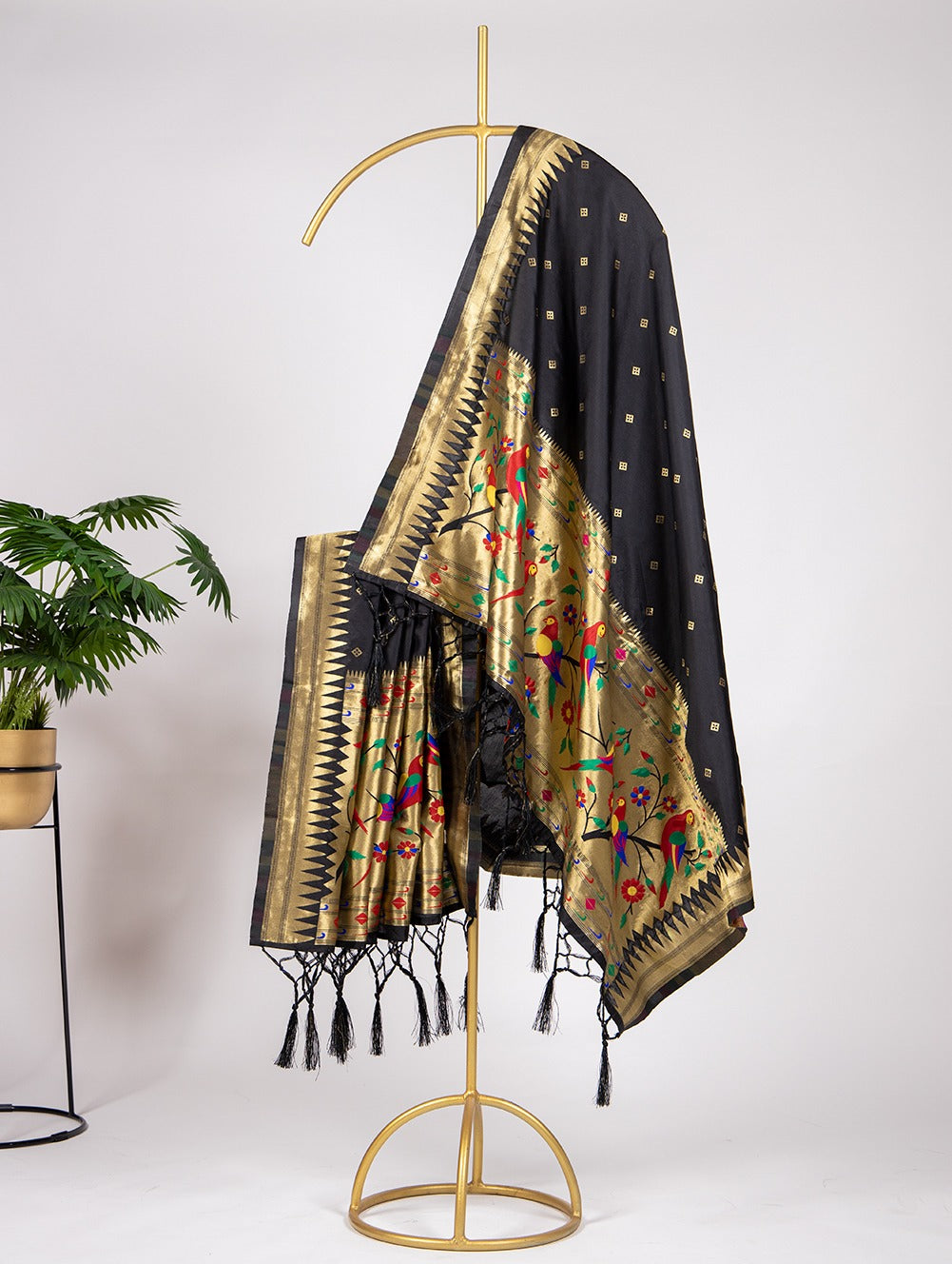 Product Image - Exquisite Pathani Dupatta with Jacquard Fabric
