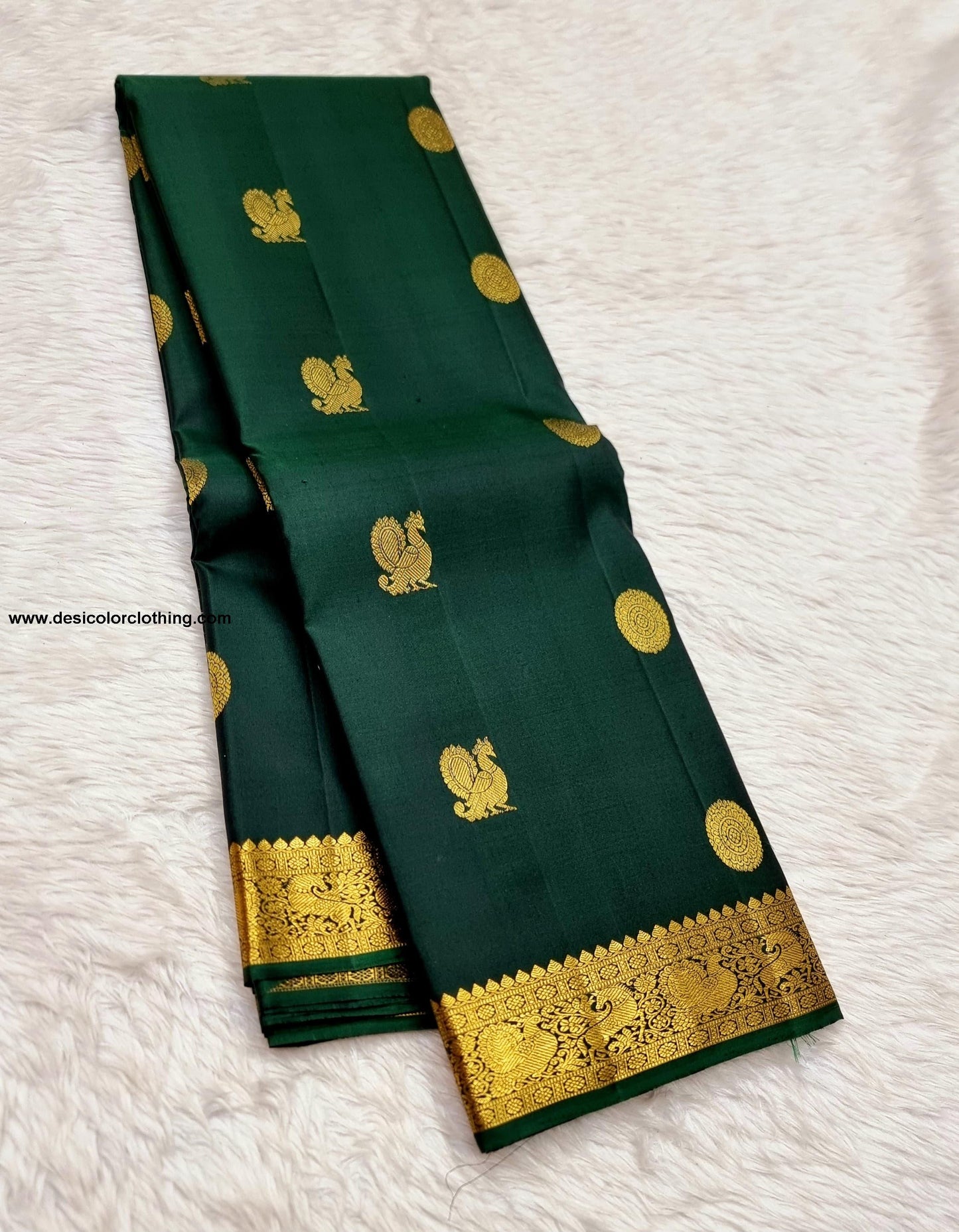 Beautiful Hand-Painted Organza Silk Saree – A Blend of Artistry and Elegance