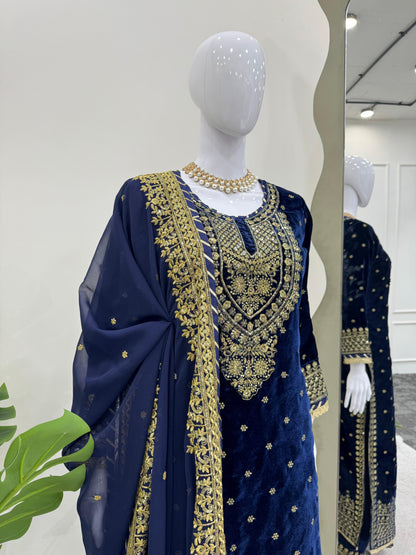 Product Image - Luxurious Designer Saree in Viscose Velvet with Faux Georgette Dupatta