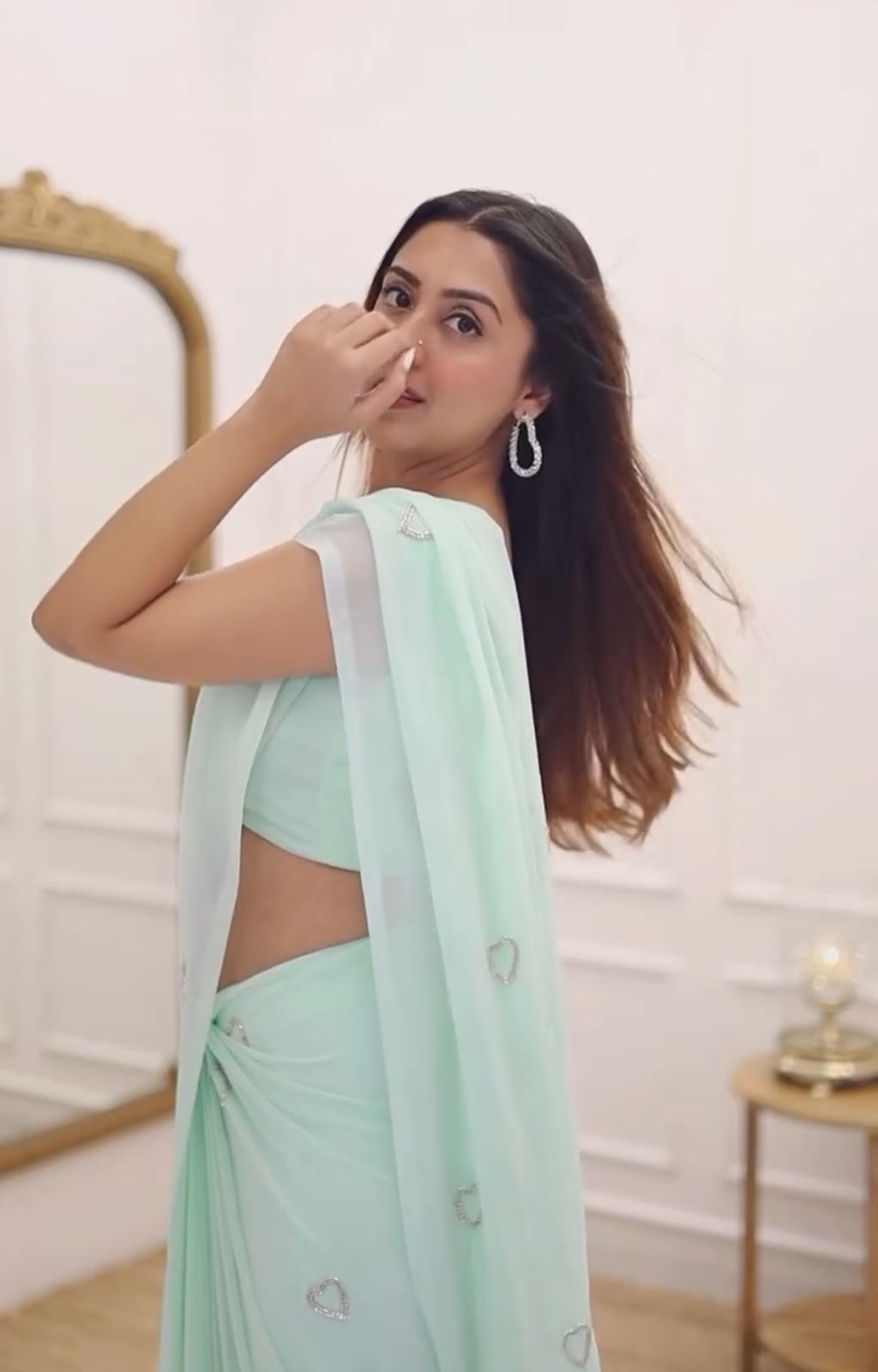 Product Image - Designer Soft Dola Foil Saree with Kalkamri Pattern - Ethnic Elegance