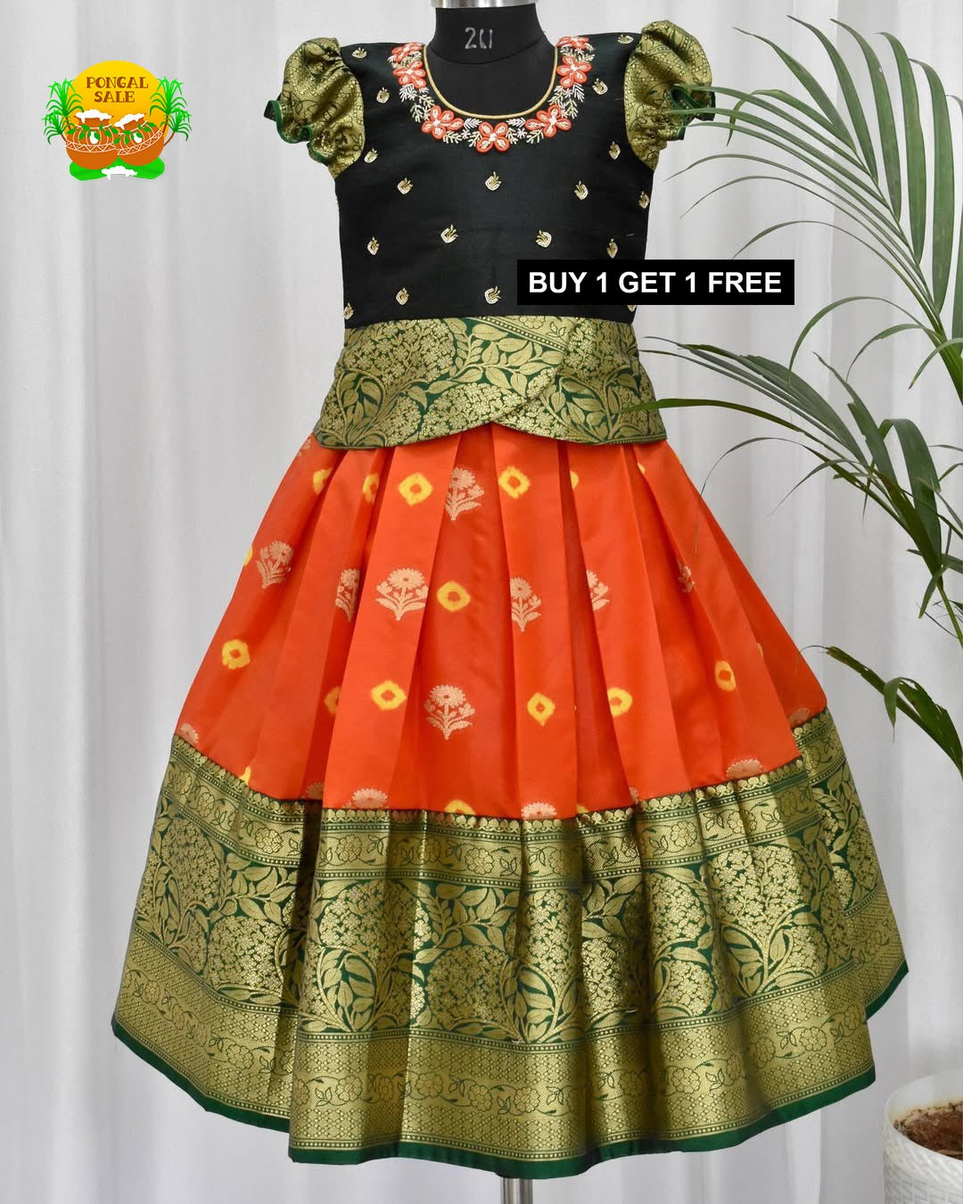 Product Image - Elegant Designer Georgette Saree for Festive and Wedding Wear
