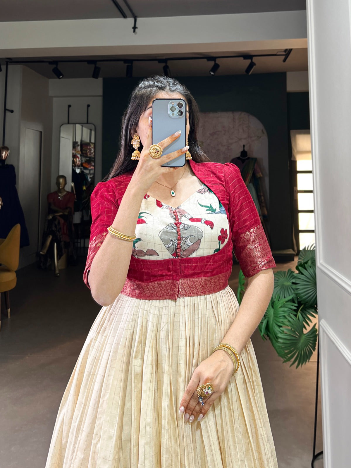 Product Image - Designer Dola Silk Gown with Kalamkari Print and Zari Weaving – Perfect for Weddings & Festive Occasions