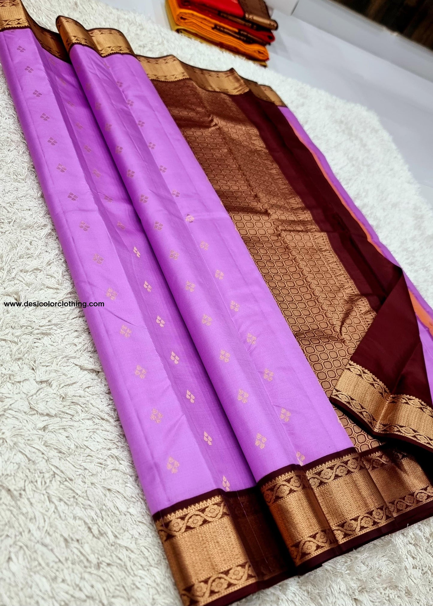 Kanchipuram 100% Pure Korvai Pattern Gold Zari Silk Saree