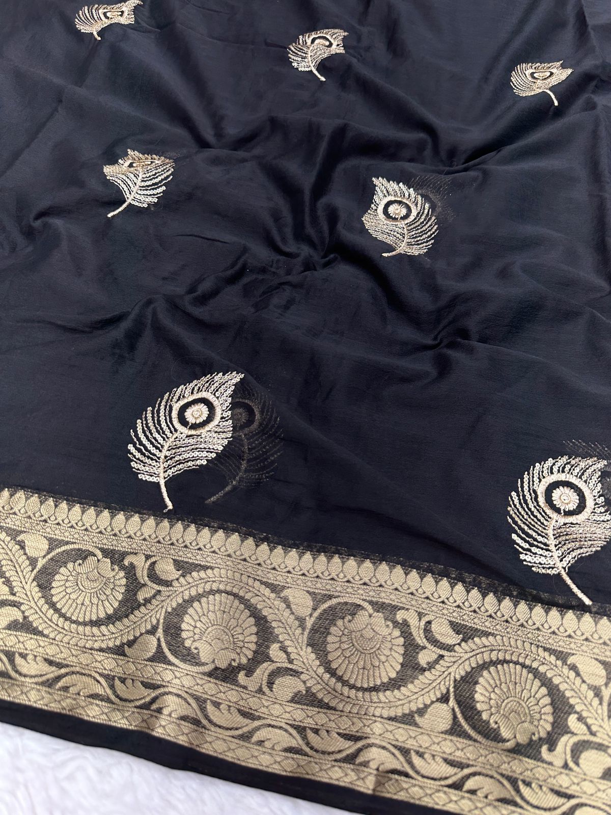 Product Image - Elegant Pure Chinnon Saree with Jacquard Zari Butta and Rich Pallu | Designer Festive Wear