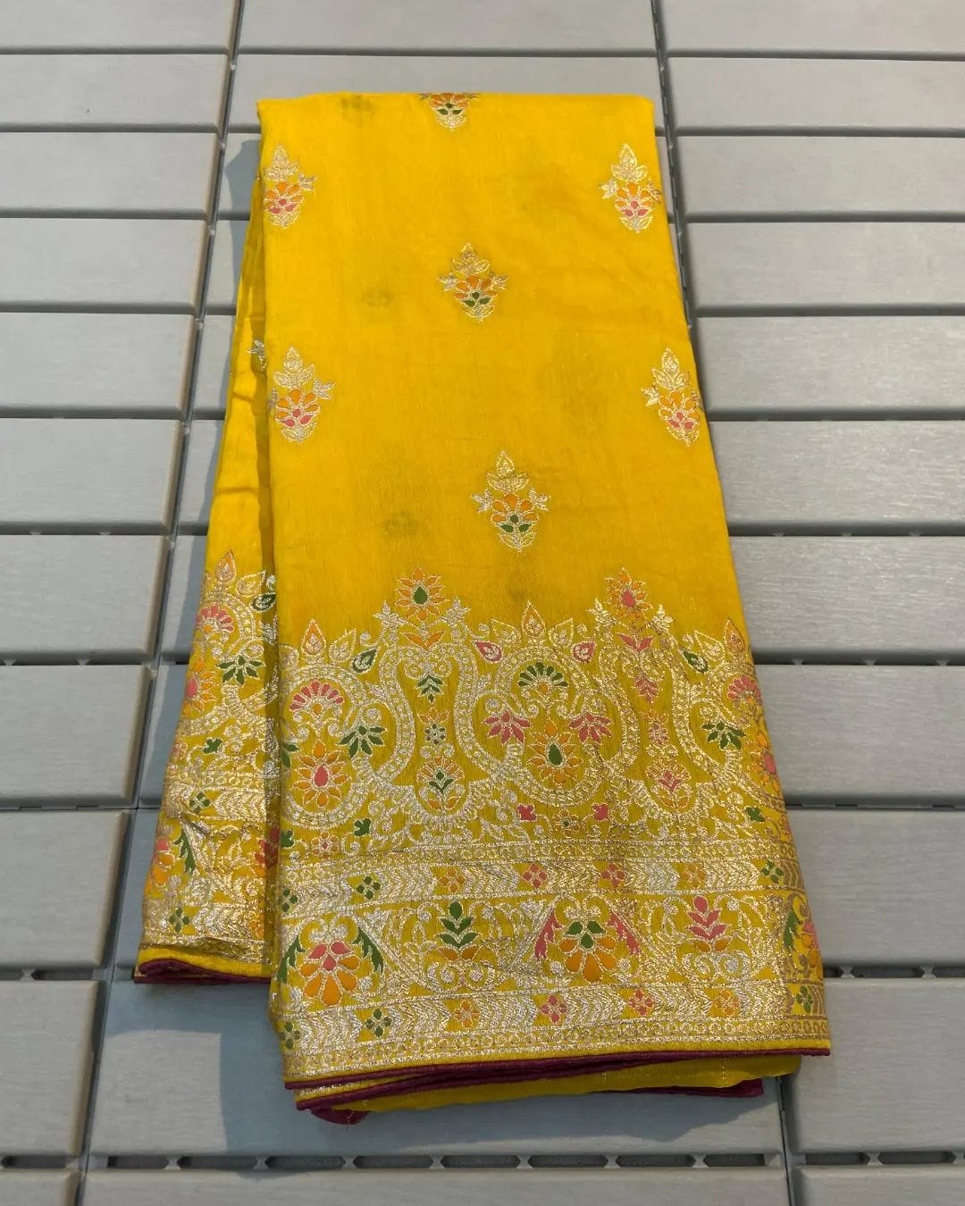 Product Image - Elegant Pure Soft Russian Silk Saree with Zari and Meenakari Weaving