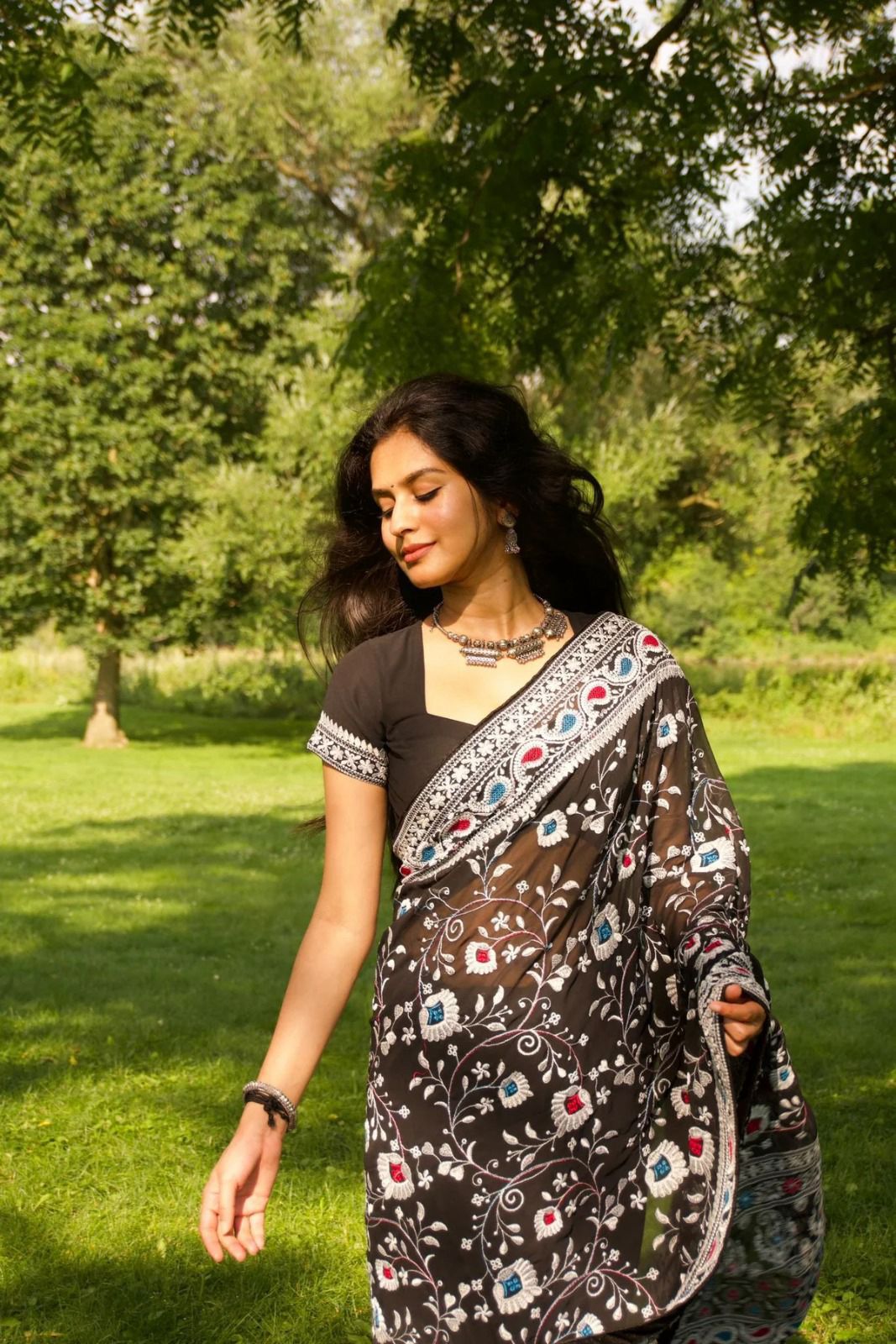 Product Image - Premium Black Queen Designer Saree