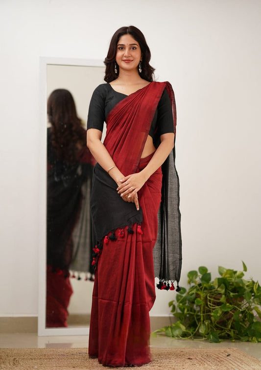Product Image - Designer Khadi Cotton Saree - Ethnic Wear for Festive or Wedding Attire