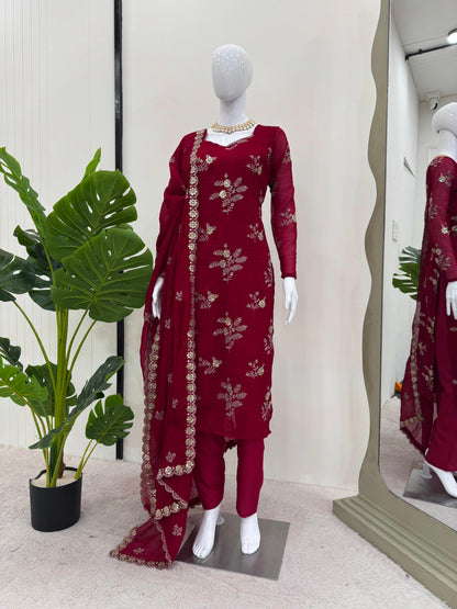 Product Image - Designer <em>Ek Level UP</em> Festive Wear Set