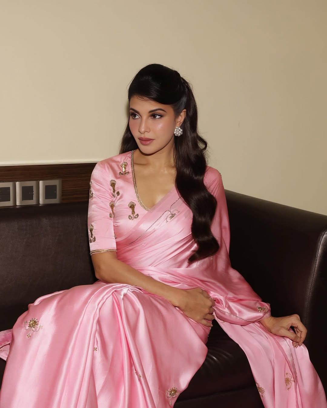 Product Image - Handcrafted Designer Silk Saree with Unstitched Silk Blouse