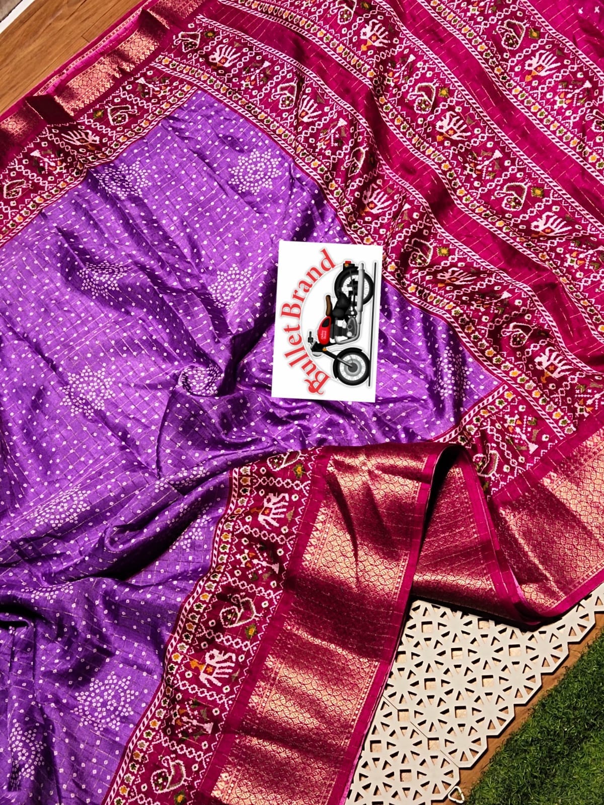 Product Image - Designer Dola Silk Saree with Floral Design & Contrast Border