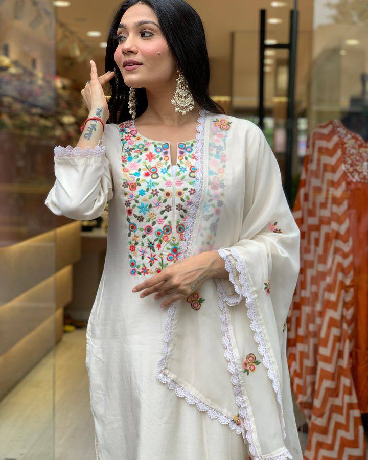 Product Image - Designer Kurti Pant with Dupatta - Elegant Visose Chanderi Ethnic Wear