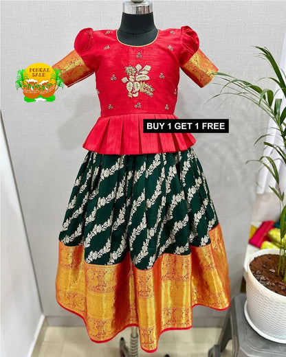 Product Image - Elegant Designer Georgette Saree for Festive and Wedding Wear
