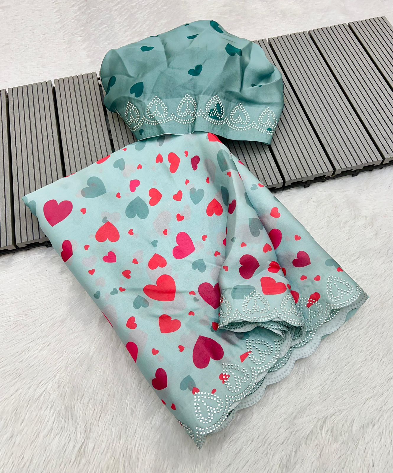 Product Image - Valentine Special Pure Maheshwari Silk Saree with Diamond Work