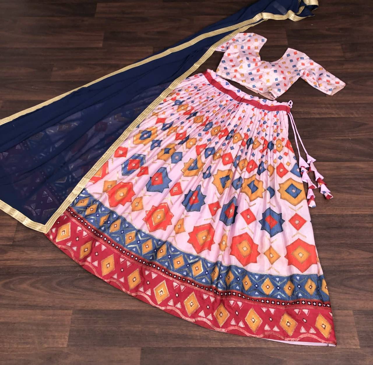 Product Image - Elegant Pure Georgette Designer Saree for Festive & Wedding Wear